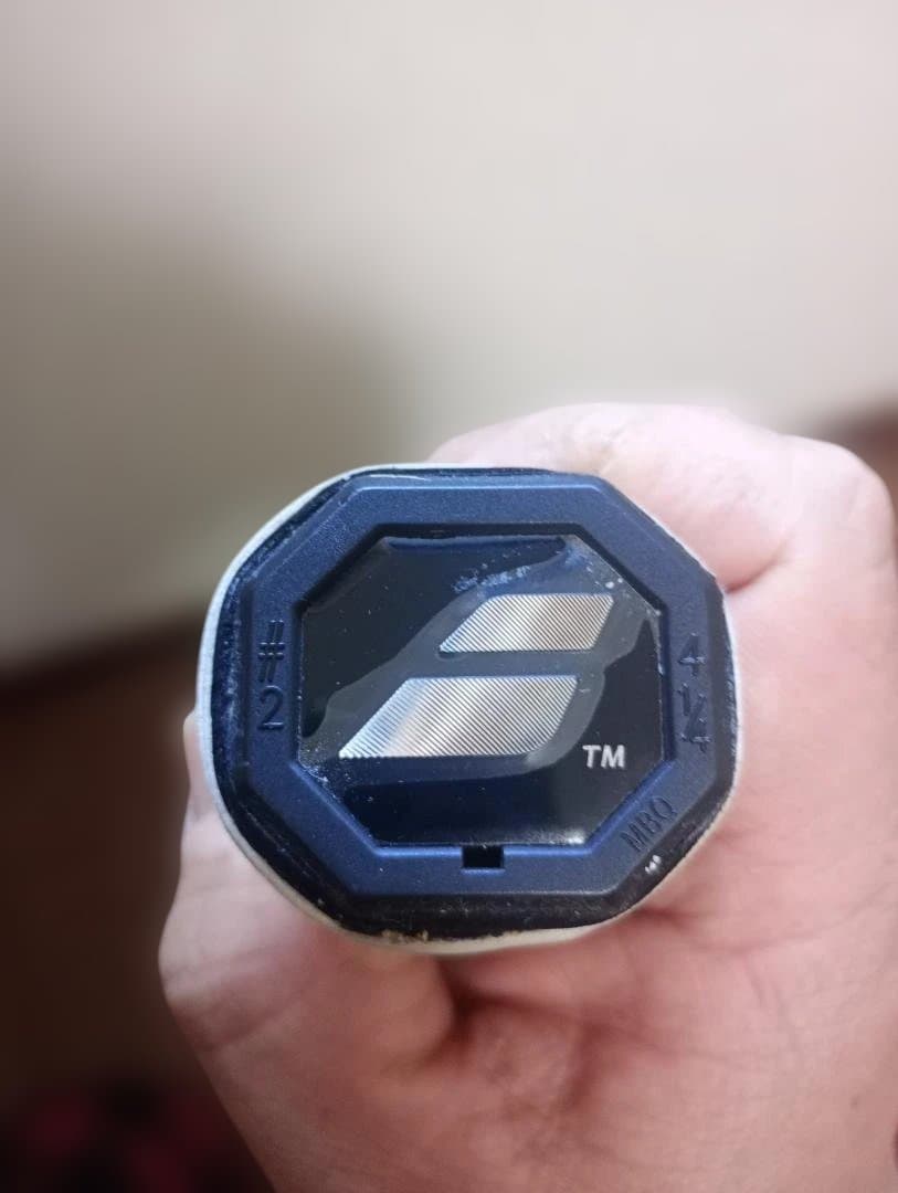 バボラ ピュアアエロ G2 2019年モデル ☆振動止め付き☆