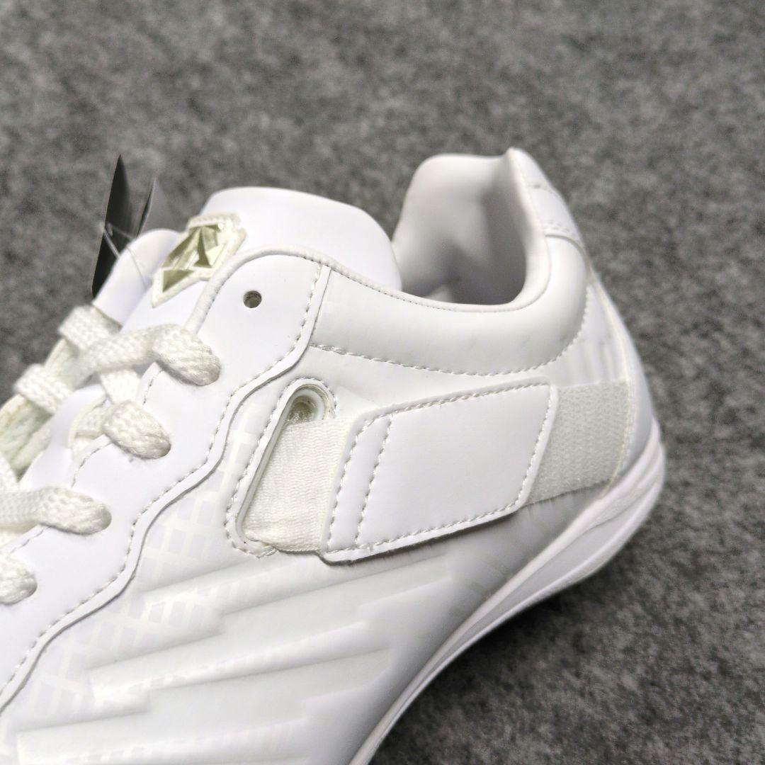 デザイン　コウノエベルトスパイク2G 28.0cm