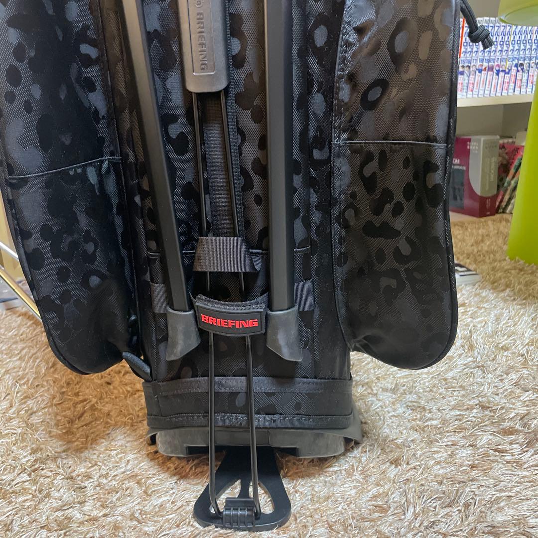 BRIEFING レオパード柄 キャディバッグ　ドライバーヘッドカバー付き