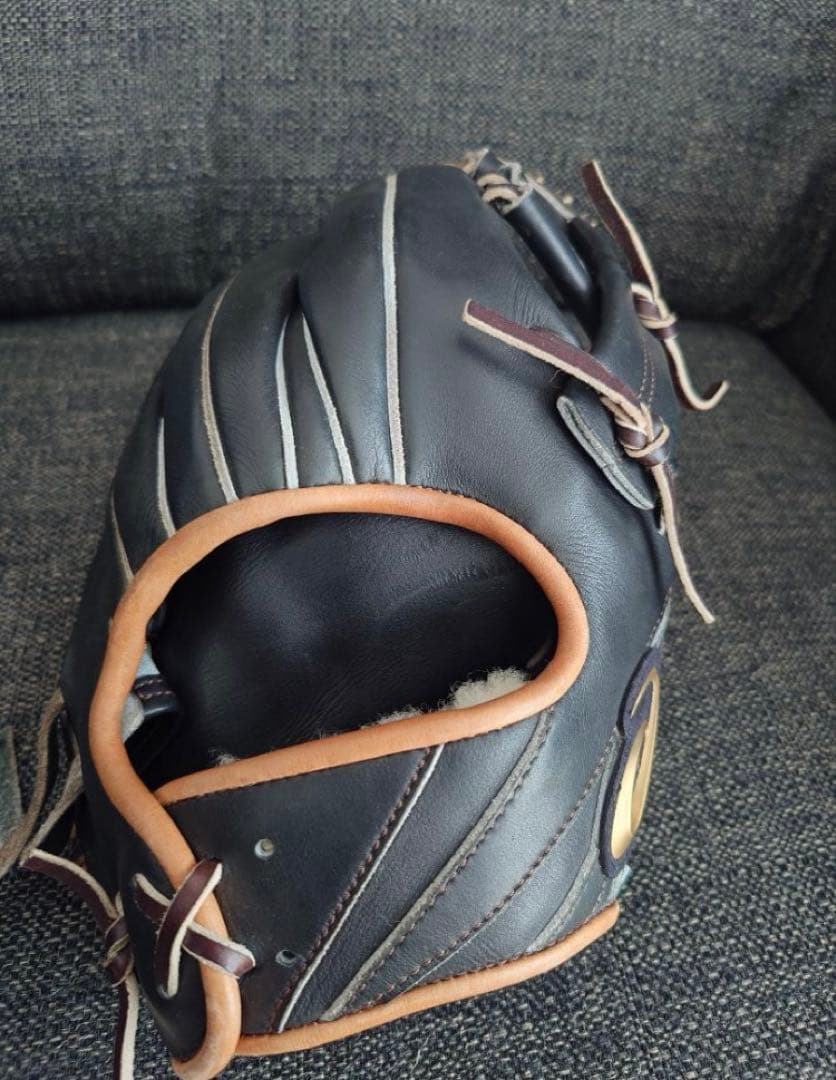 楽天、渡辺直人実使用グローブ　値下げ