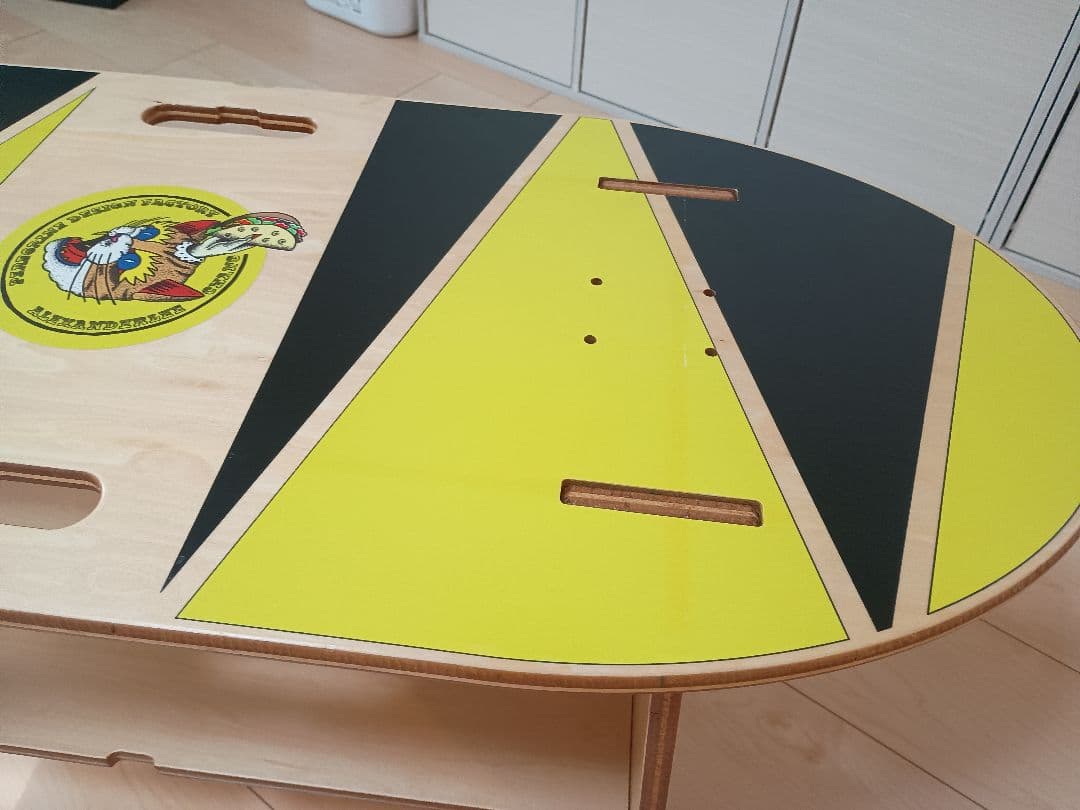 wagamama tokyo 別注 SK8 Table Peregrine