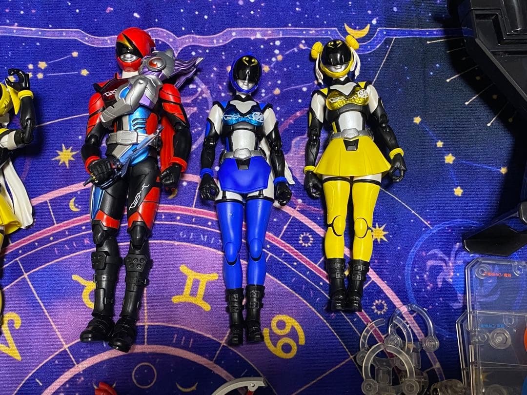 アキバレンジャー フィギュアーツ＆モエモエズキューン ムニュムニュズバーンセット