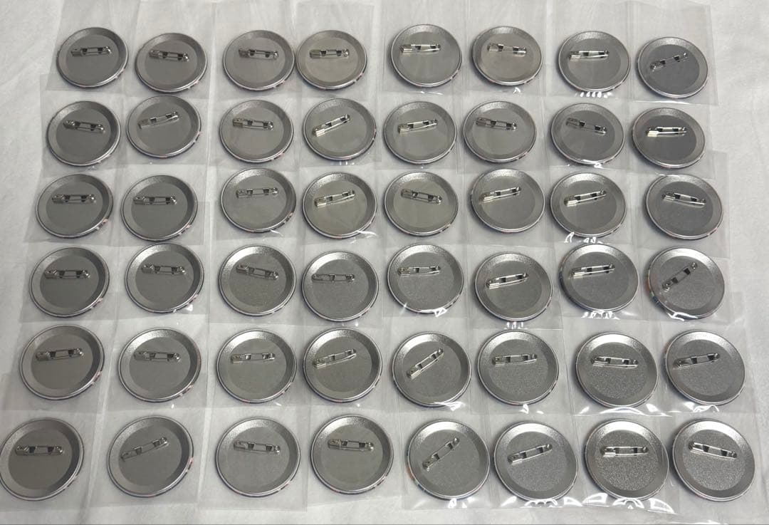 あんスタ　凛月　フィーチャー　缶バッジ　48点セット