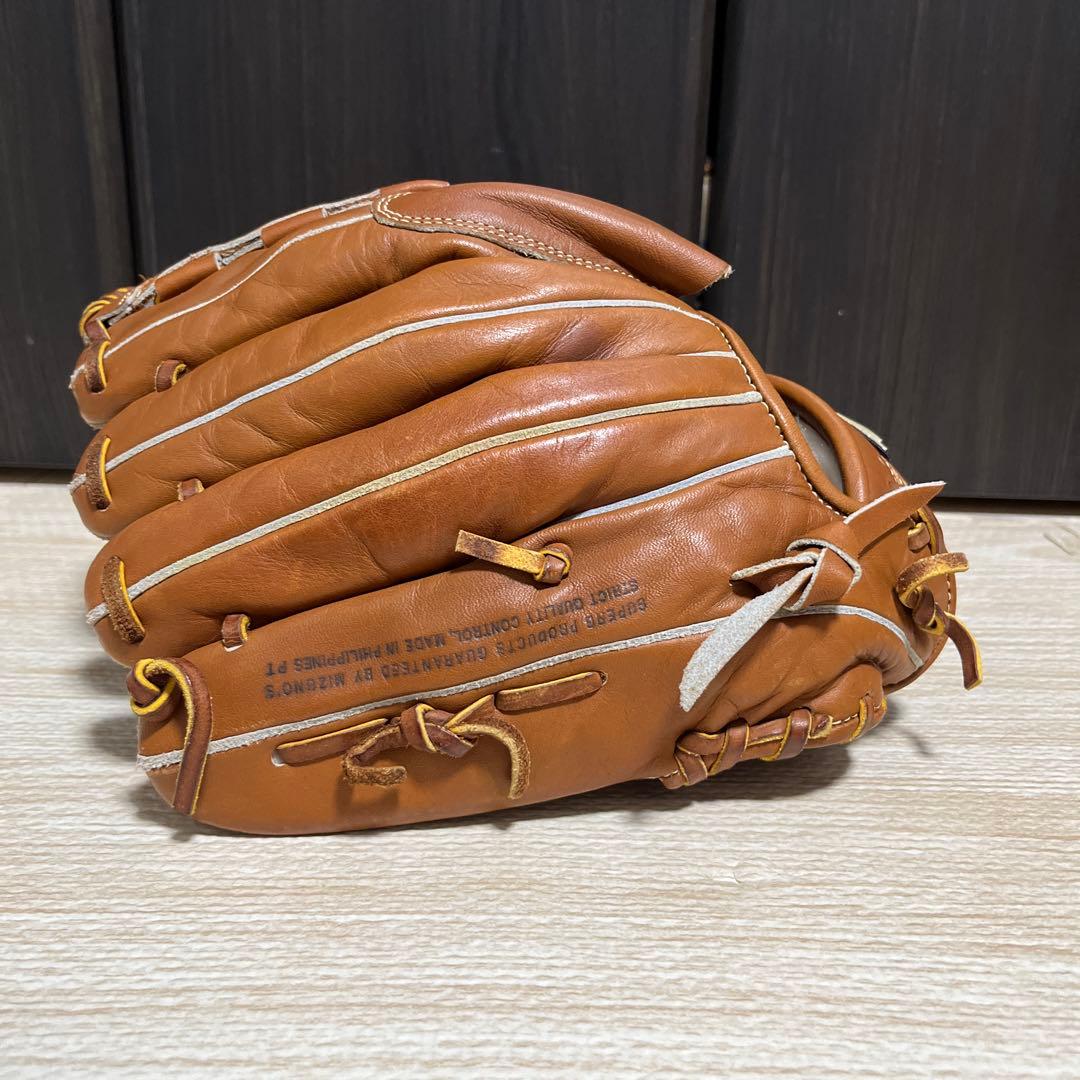 （美品）ミズノ 投手用　グラブ　GLOBAL ELITE QM LINE