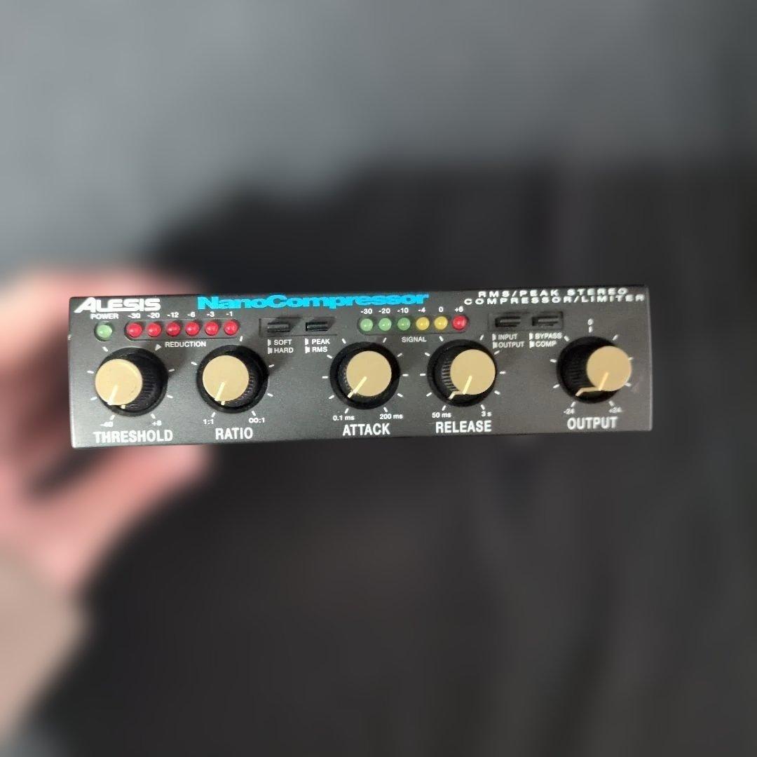 ギター Alesis NanoCompressor