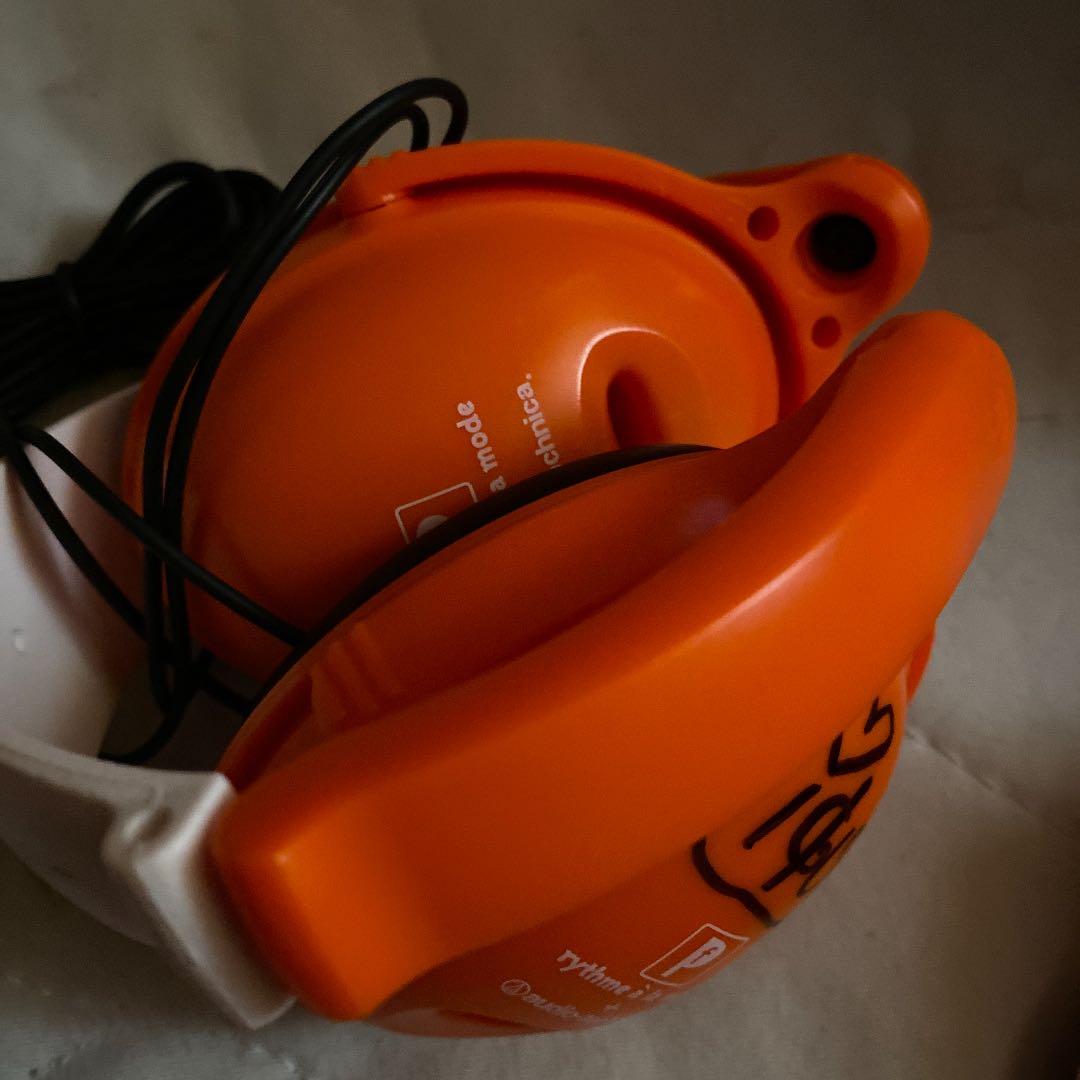 石田未来直筆サイン入りヘッドホン