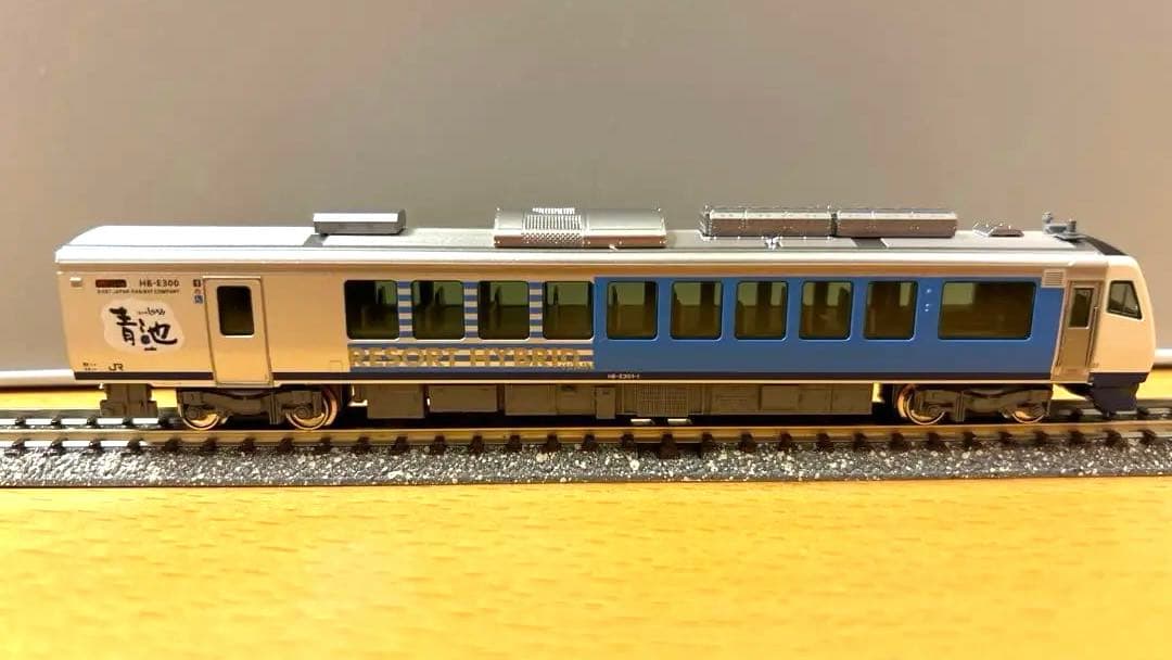 KATO 10-1367 HB-E300系「リゾートしらかみ」(青池編成) 4両