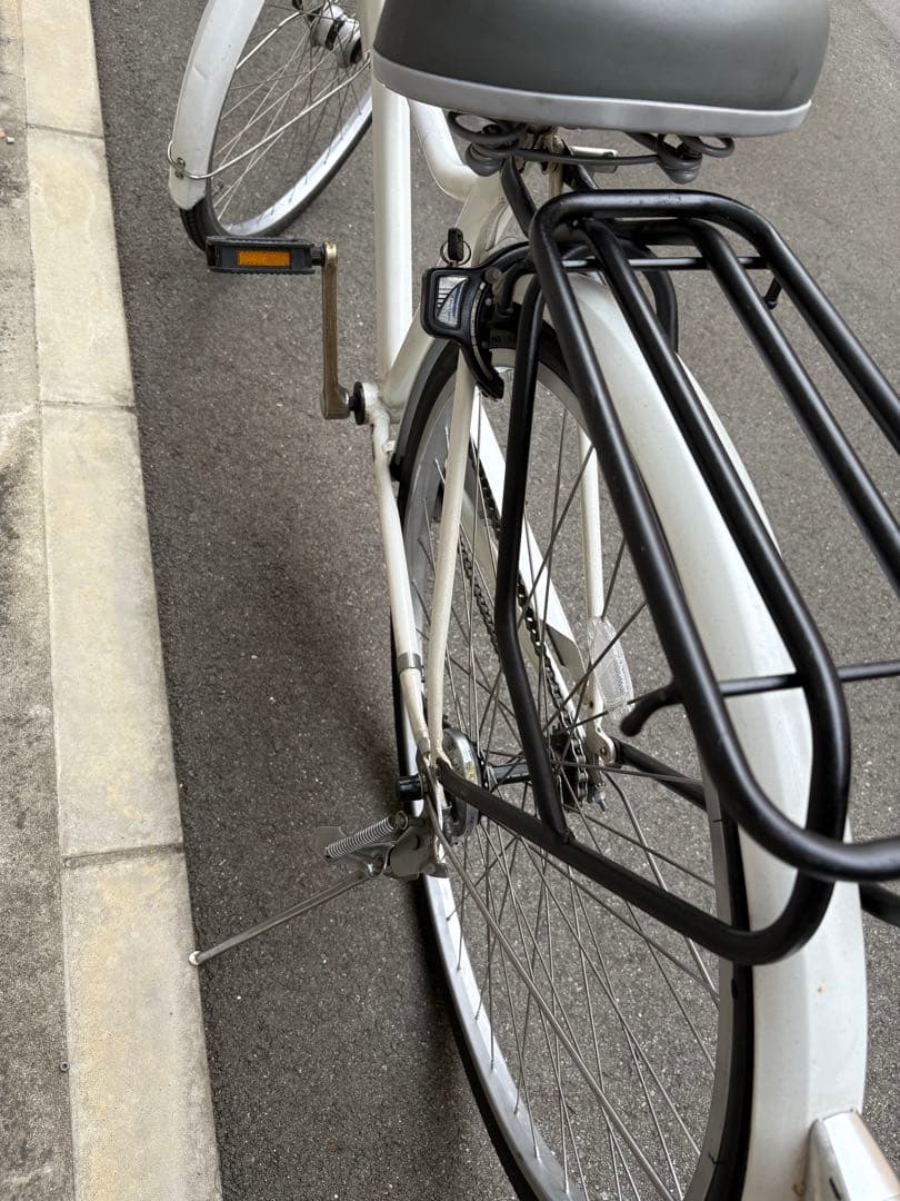 シティサイクル　白