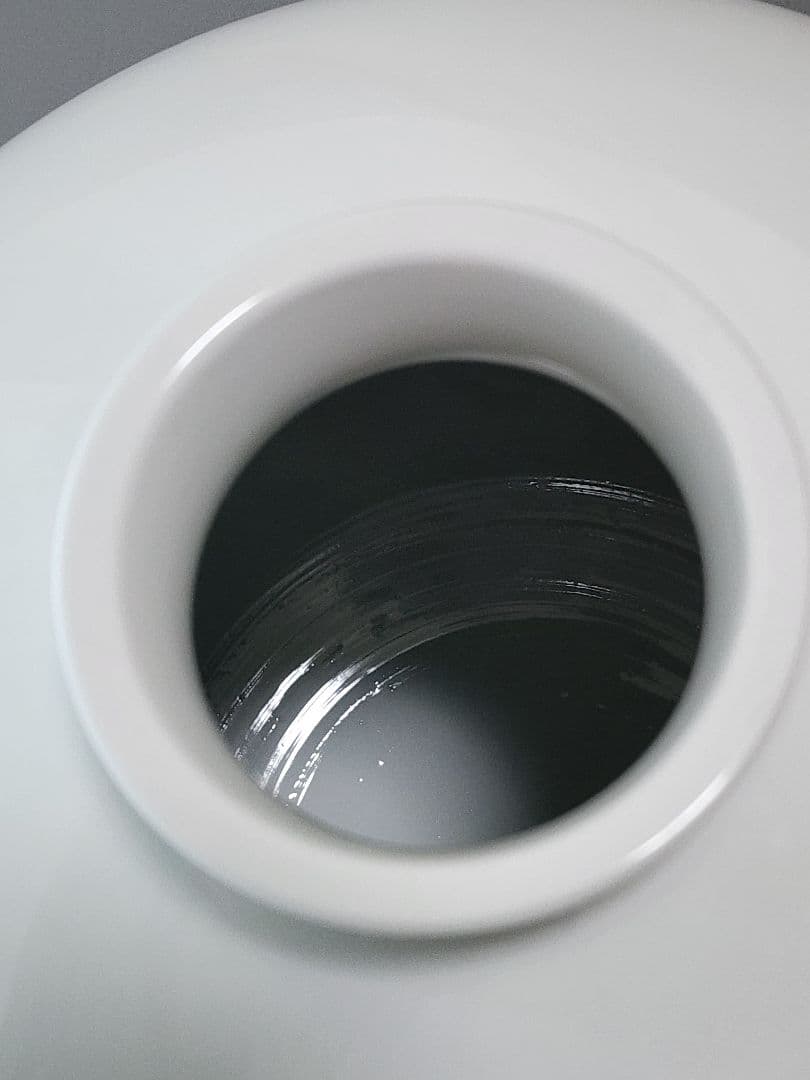 人間国宝　井上萬二　本人作 白磁丸形壷 高さ：約30㎝ 展示用木札　共箱付