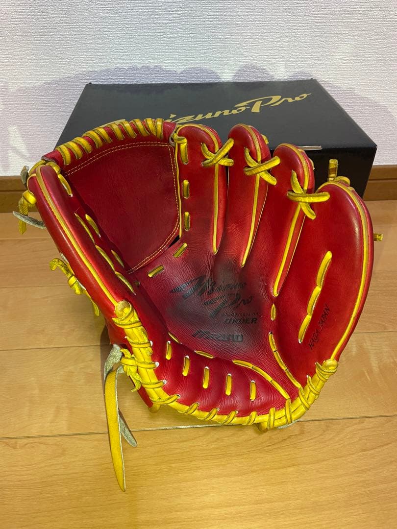 s*a様 ミズノプロ　軟式オーダーグローブ レッド/イエロー