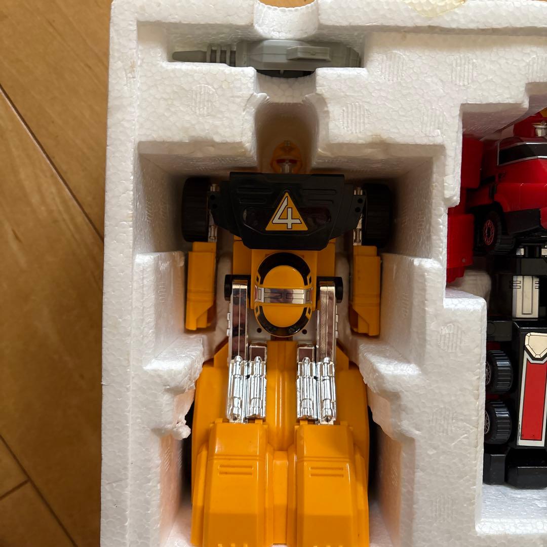 DX VRVロボ 激走戦隊カーレンジャー 超合金 バンダイ