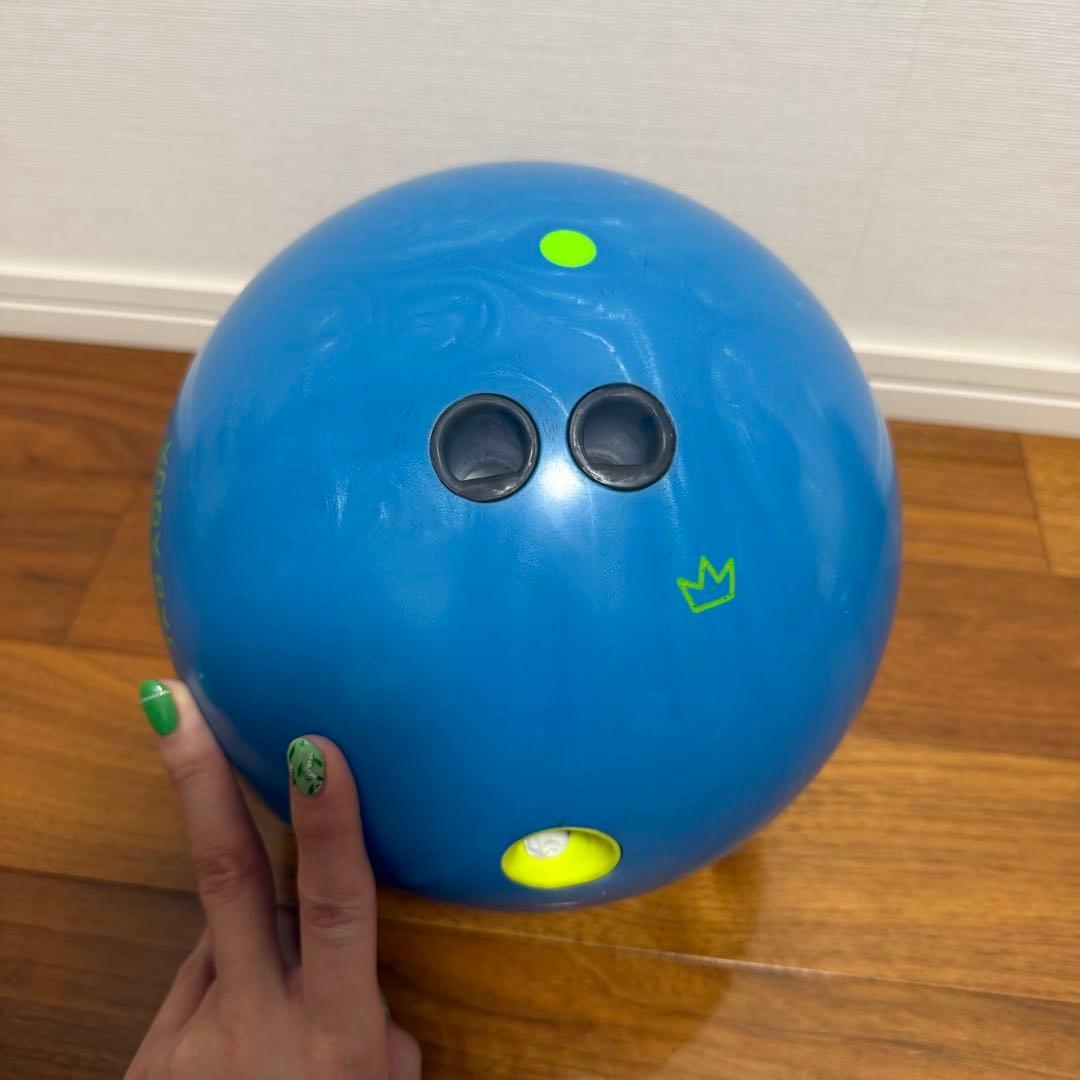 メーリージャブアクア　ボウリングボール