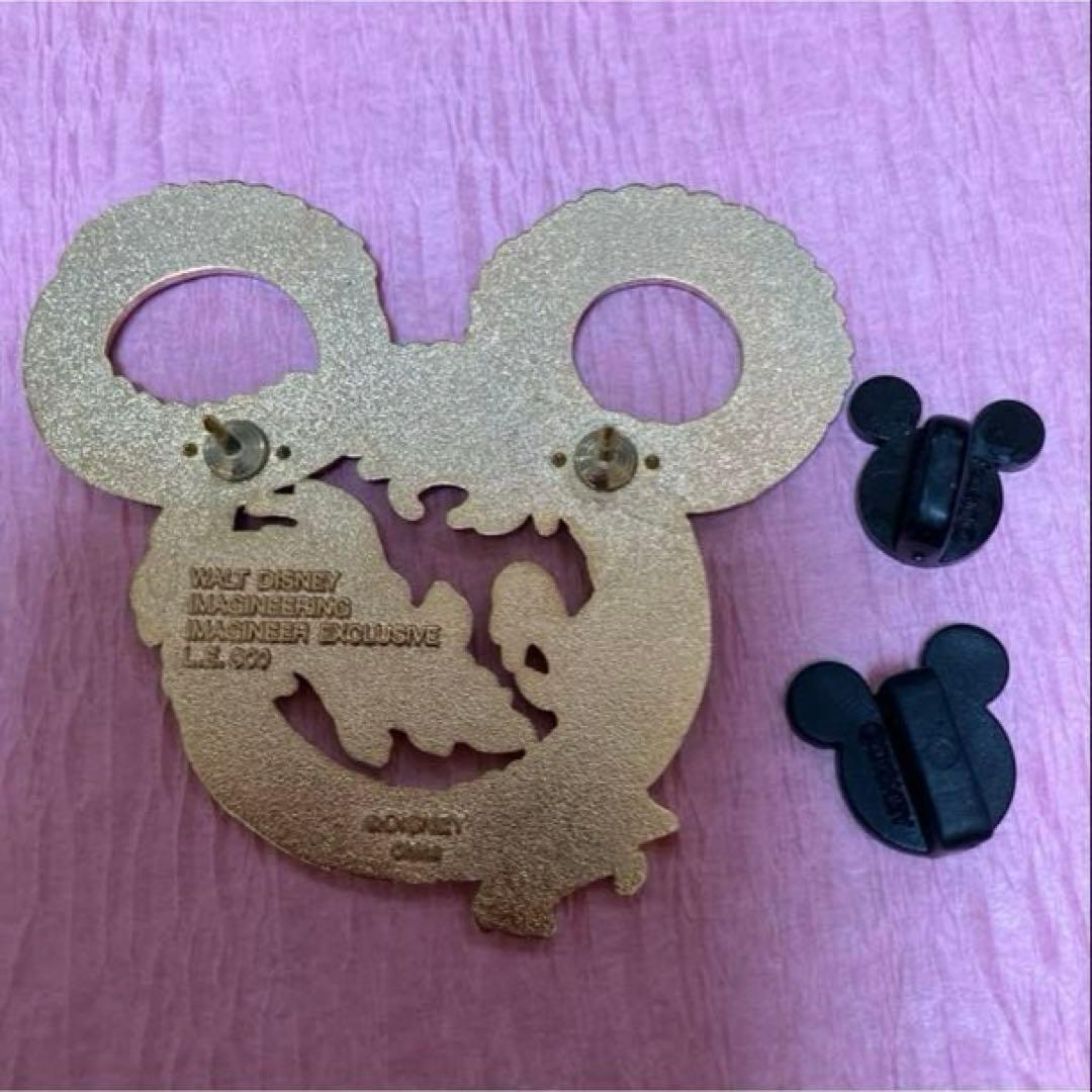 レア　ディズニー　WDI ドラゴン　キャスト　ピン　ランヤード　ストラップ　赤