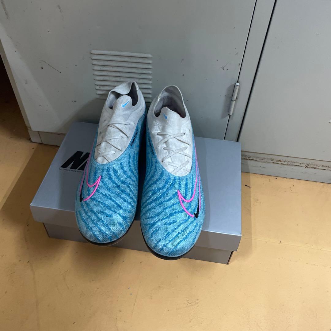 Nike Phantom GT スパイクシューズ