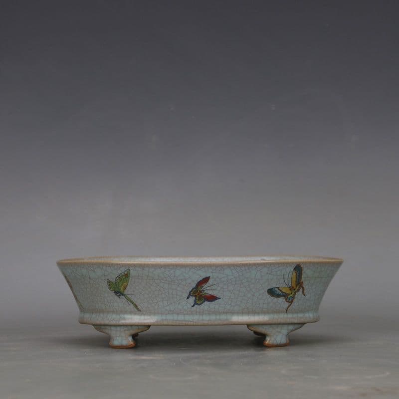 宋汝窯 天青釉蝶紋 四足水仙盆 景徳鎮 陶磁器 装飾品 現代工芸品 美術品 置物