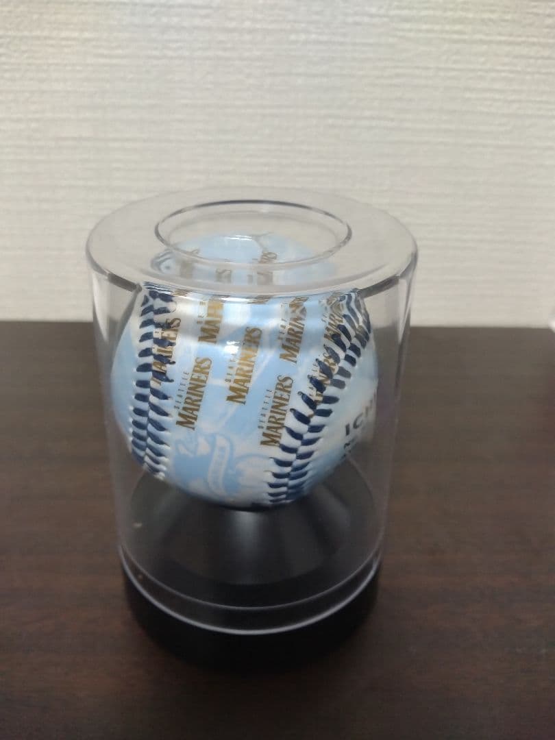 シアトル・マリナーズ　イチロー記念ボール(2004年)