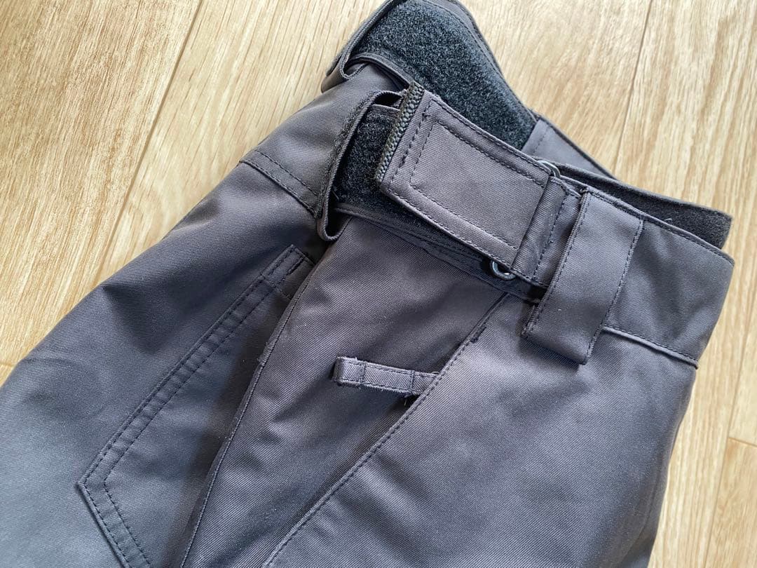 スノーボード　ウェア　パンツ　スキー　防水　25-26モデル　定価28800