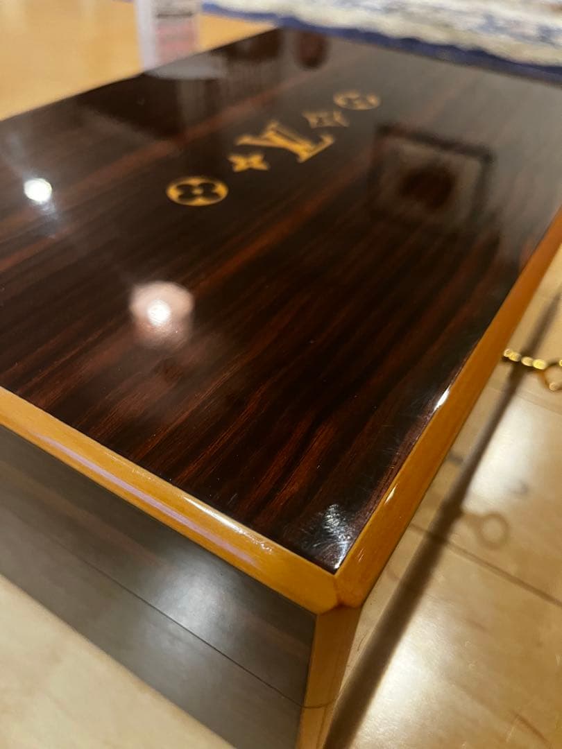 Louis Vuitton 葉巻ボックス！！シミあり葉巻カッター、葉巻付き！！