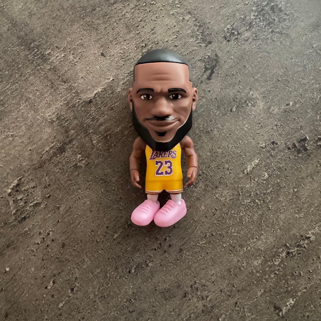 NBA Ballers LEBRON JAMES レブロン