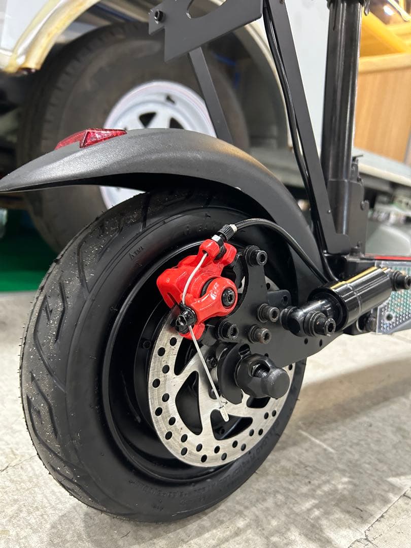 日本製EVスクーター　ベンツグレー　サドル付き　新品展示品一台限定最大5年保証