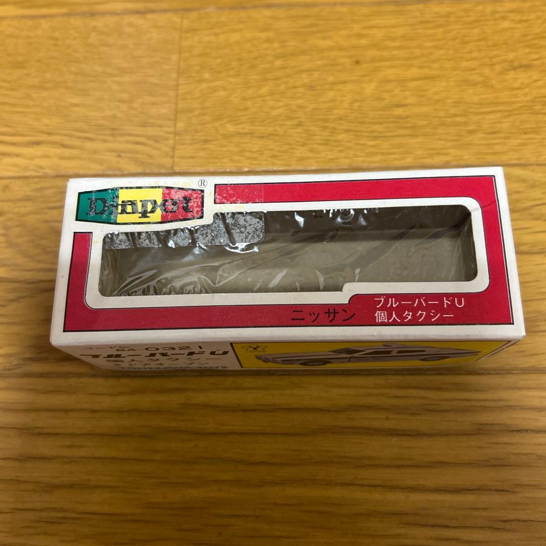 ダイヤペット 日産 ブルーバードU個人タクシー