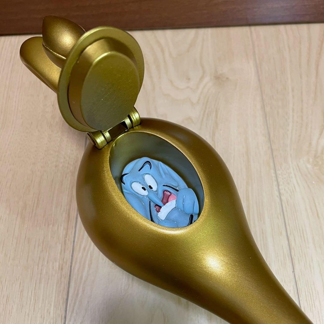アラジン　魔法のランプ　ジーニー