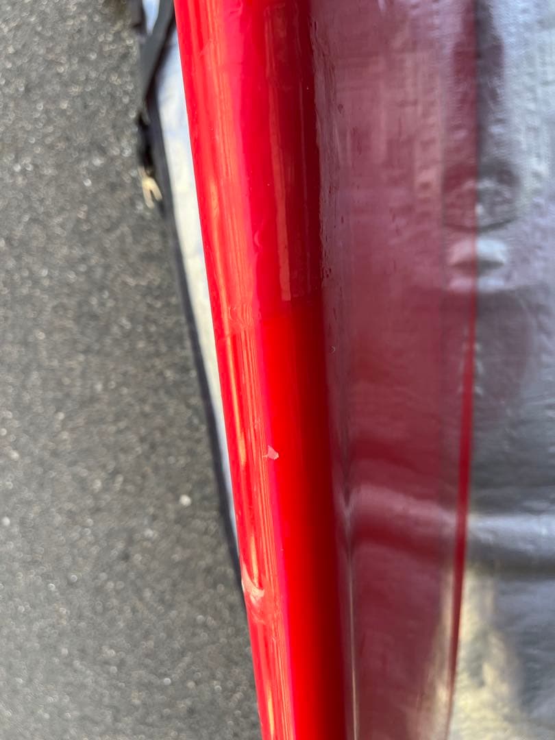 ハーバーロングボード 赤9.2ぐらいです。気になるところは樹脂塗りしています