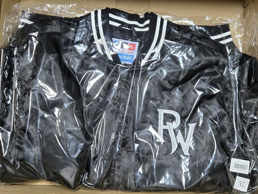 a*3様 RADWIMPS スタジャン XL 20th