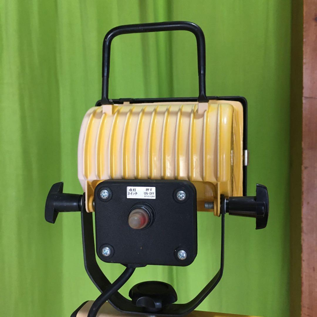 スタンド式ハロゲン投光器