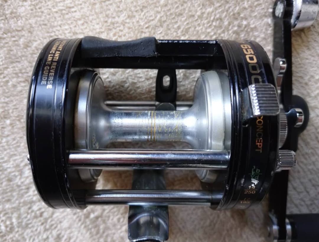 ABU アンバサダー6500C ウルトラキャスト・右巻き・ハンドルカスタム