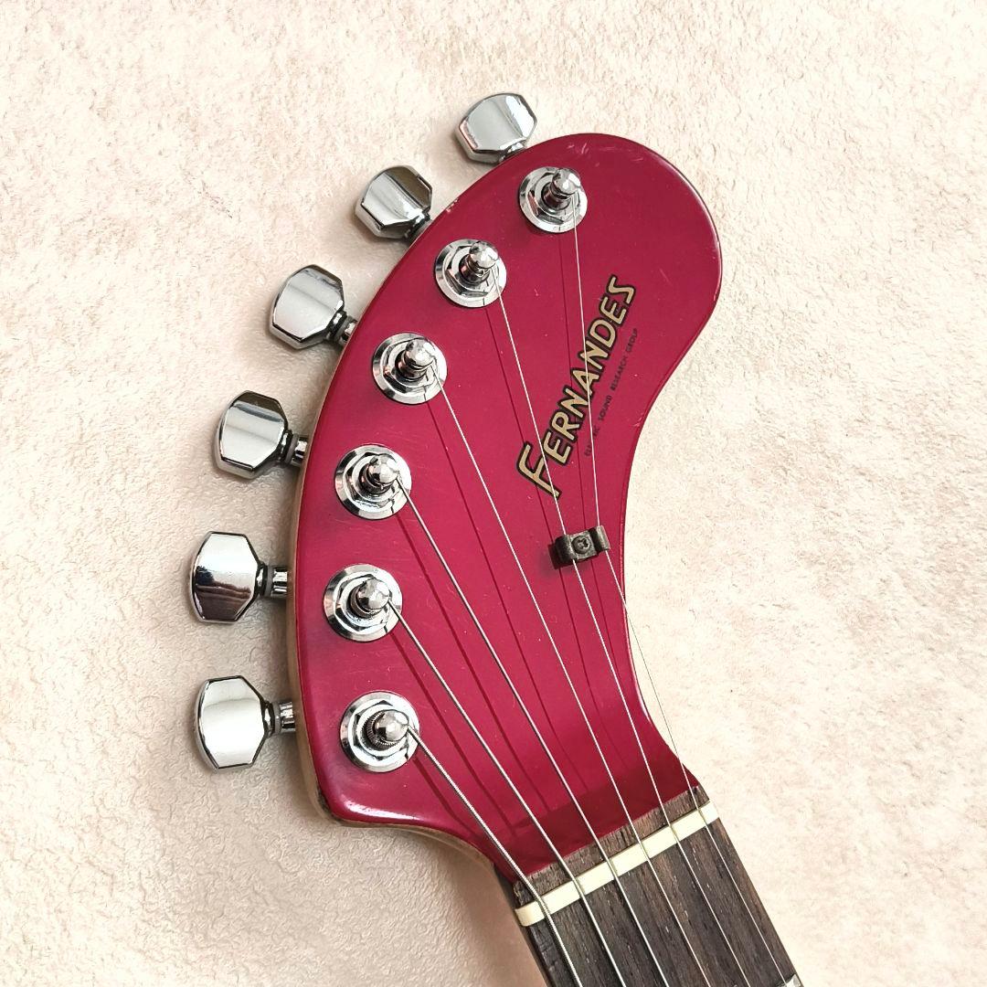 最終値下!【美品】ZO-3 レッド アンプ内蔵ミニギター ヘッドフォン端子付