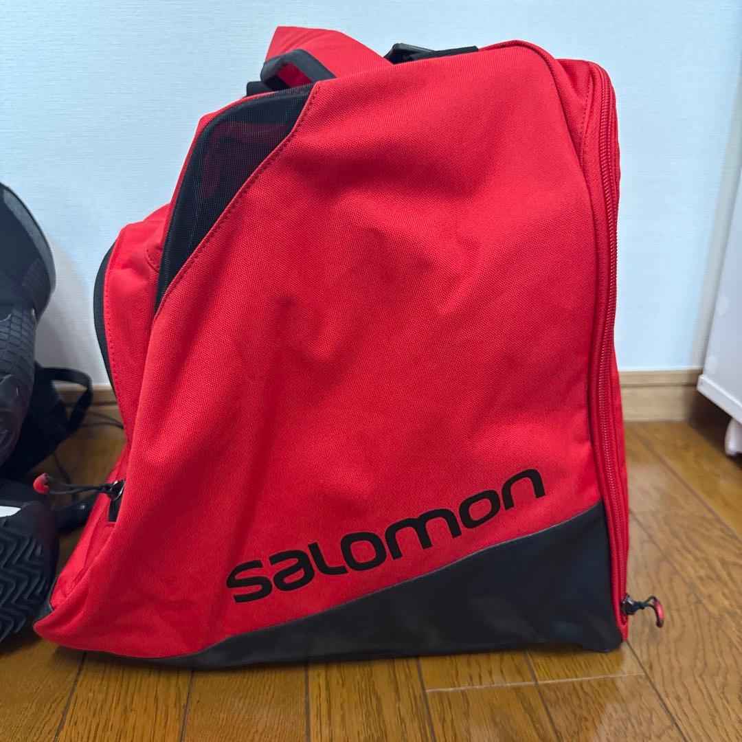 Salomon スノーボードブーツ ブラック&ブーツバッグ赤