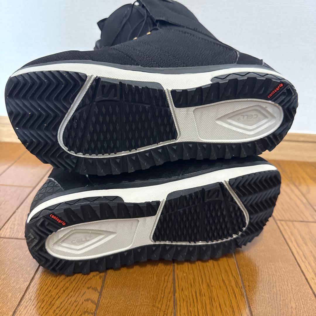 Salomon スノーボードブーツ ブラック&ブーツバッグ赤