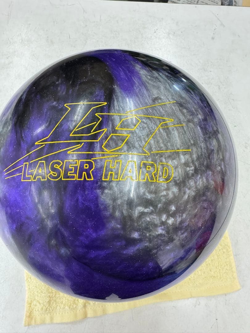 ABS Accu Drive Laser Hard ボウリング２個バック付き