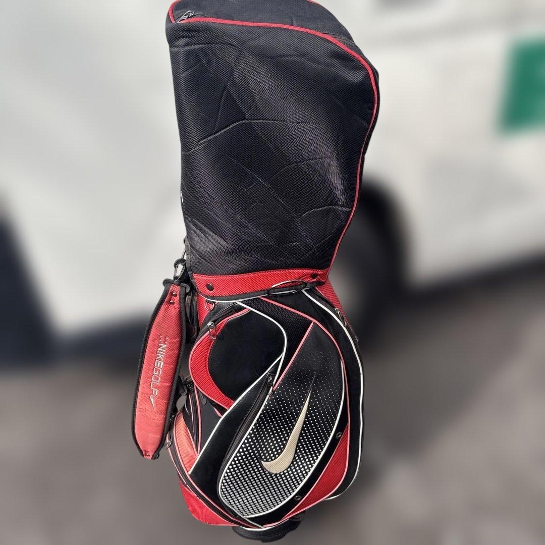 ナイキキャディーバック