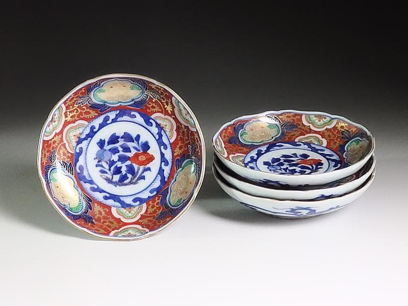 大聖寺伊万里　金襴手　獅子に金唐草　牡丹の図　４枚　A158A-AMf