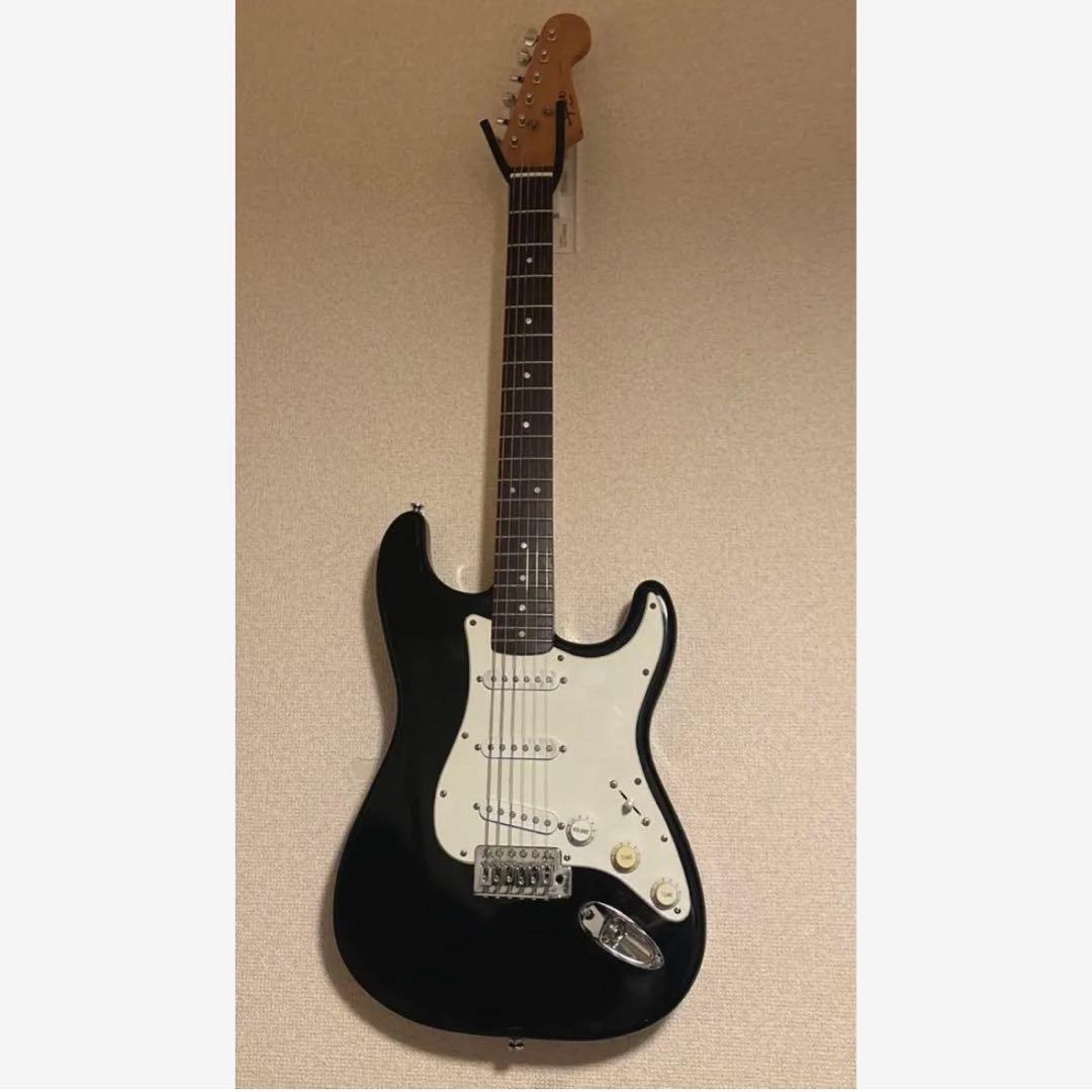 Squier スクワイヤー　ストラトキャスター　エレキギター