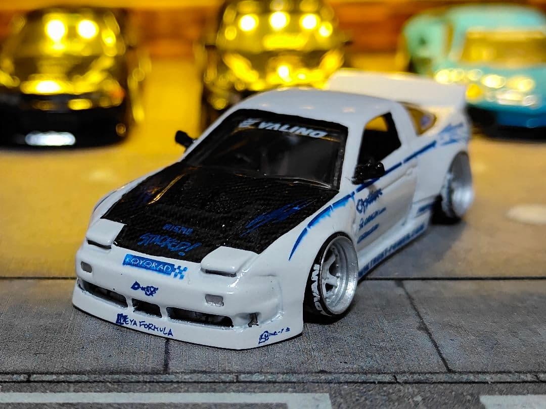 ホットウィールカスタム 日産 180sx フルエアロ ドリ車 深リムトミカ改造白