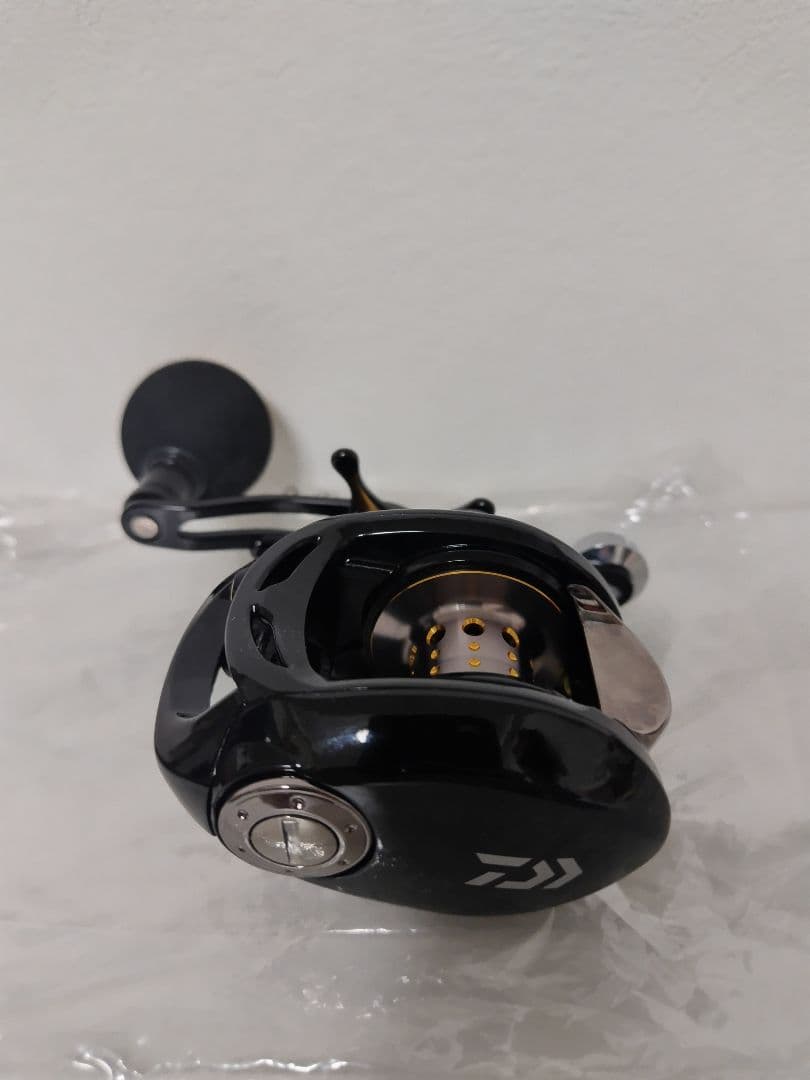 【新品未使用】ダイワ　 ヴァデル VADEL BJ 100 SH