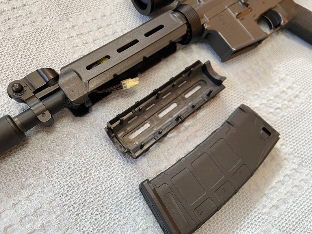 東京マルイ M4A1 スタンダード電動ガン