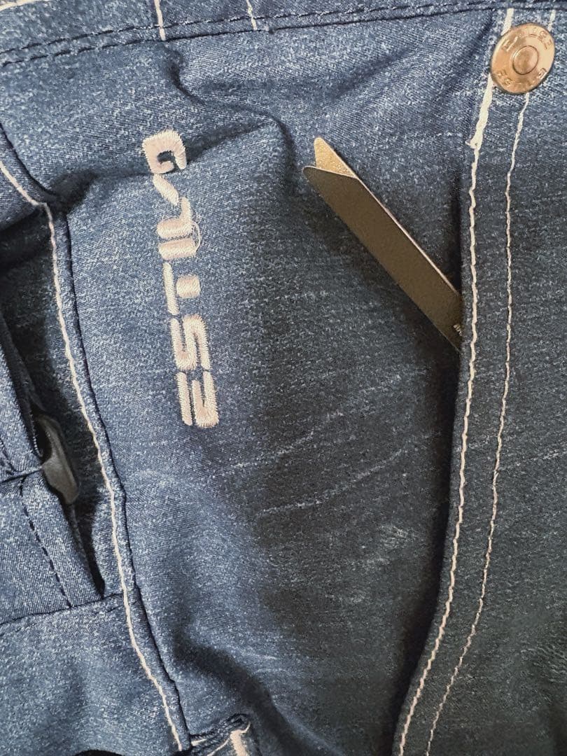 ESTIVO スノーボード ウェアセット　ロキシートレーナー