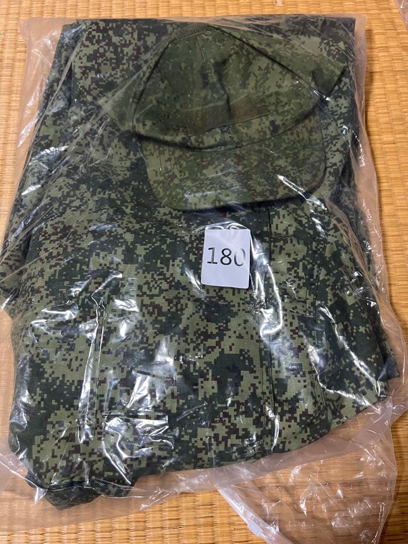 ロシア軍/北朝鮮軍夏用迷彩戦闘服 上下帽子フルセット戦争払下品