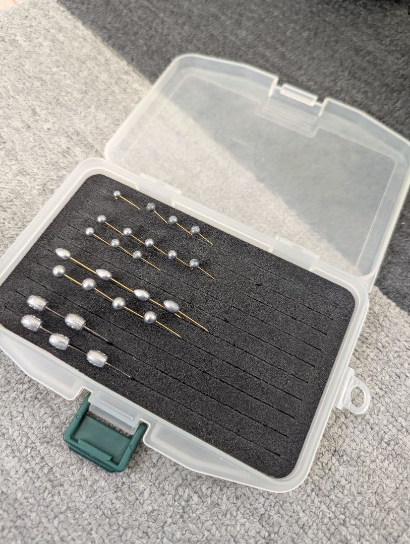 DAIWA 18レガリス2000S リール＆バッグ＆ジグヘッド