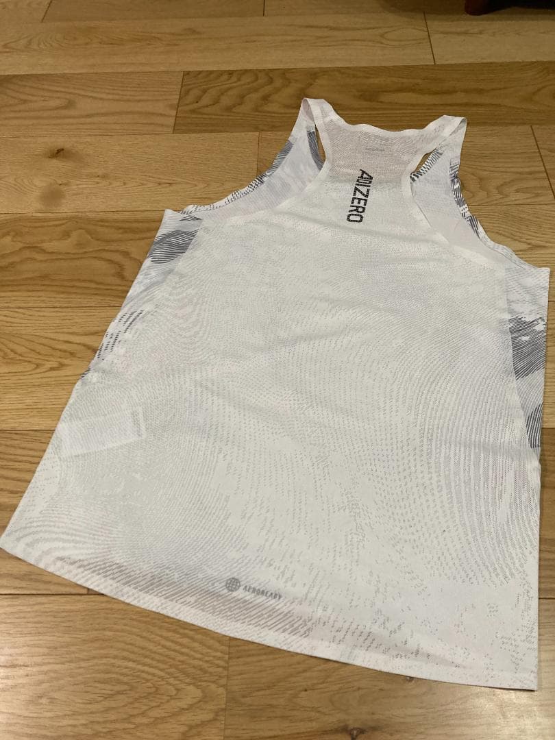 アディダス　アディゼロ　 シングレット　メンズSサイズ