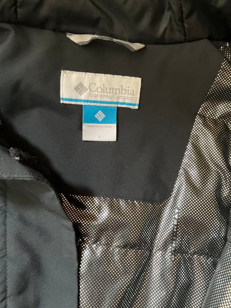 シーズンまで値下げ Columbia スノーボードウェア 黒 レディースLサイズ