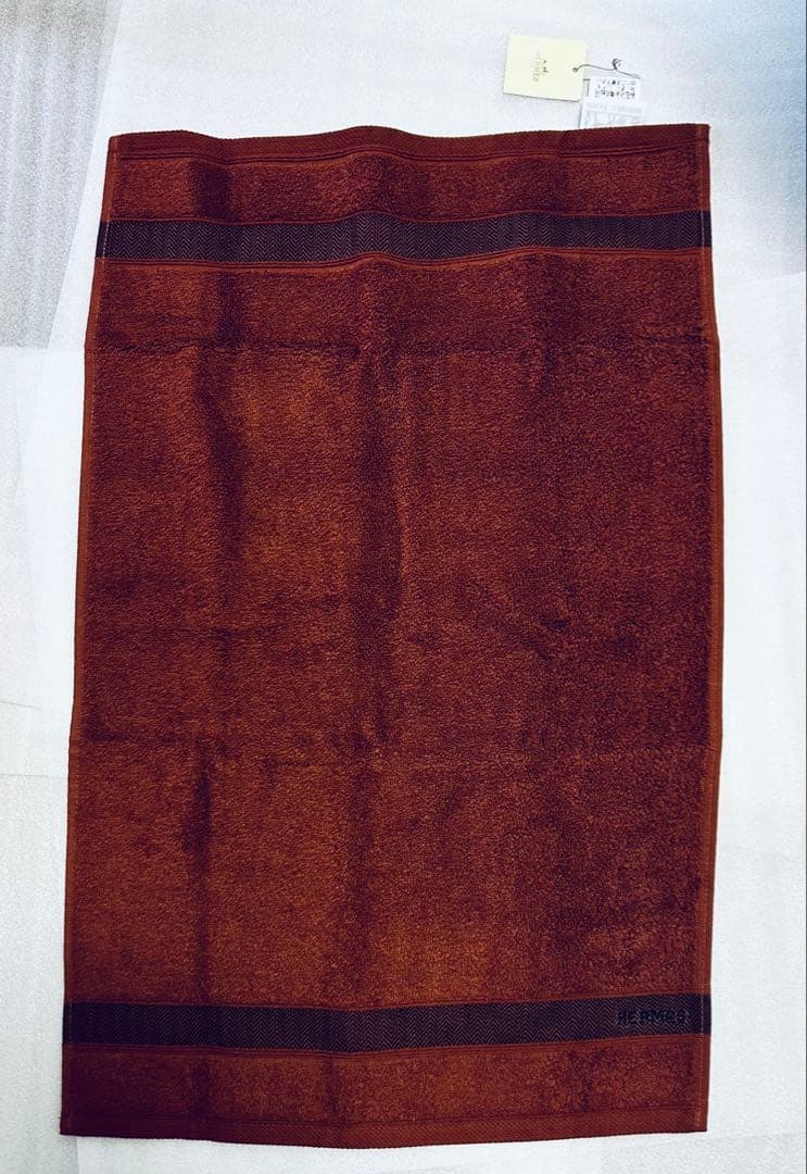 新品　HERMES エルメス フェイタオル　箱