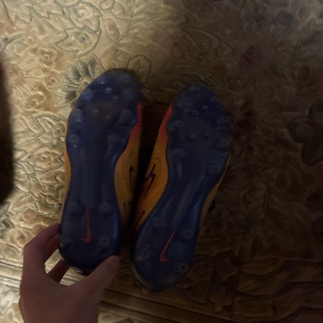 Nikeファントム6 agハーランドモデル