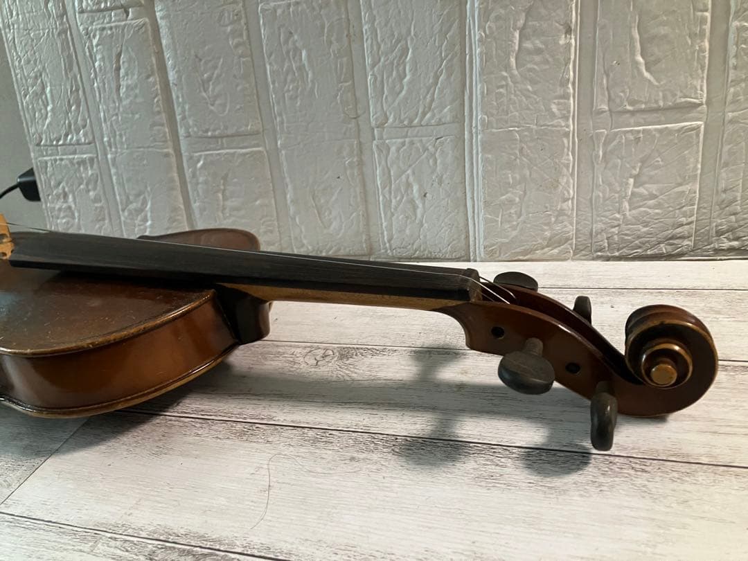 木製ブラウンバイオリン本体
