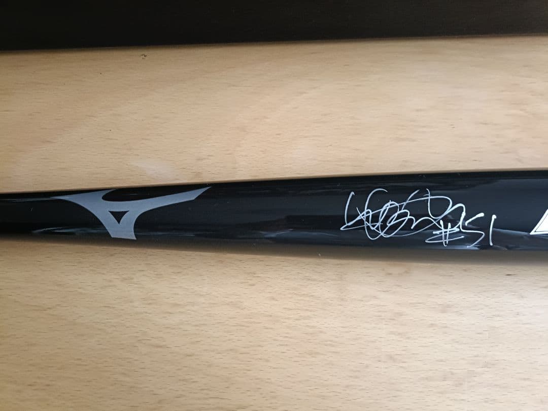 【本物証明あり】イチロー　直筆サインバット／シアトル・マリナーズ