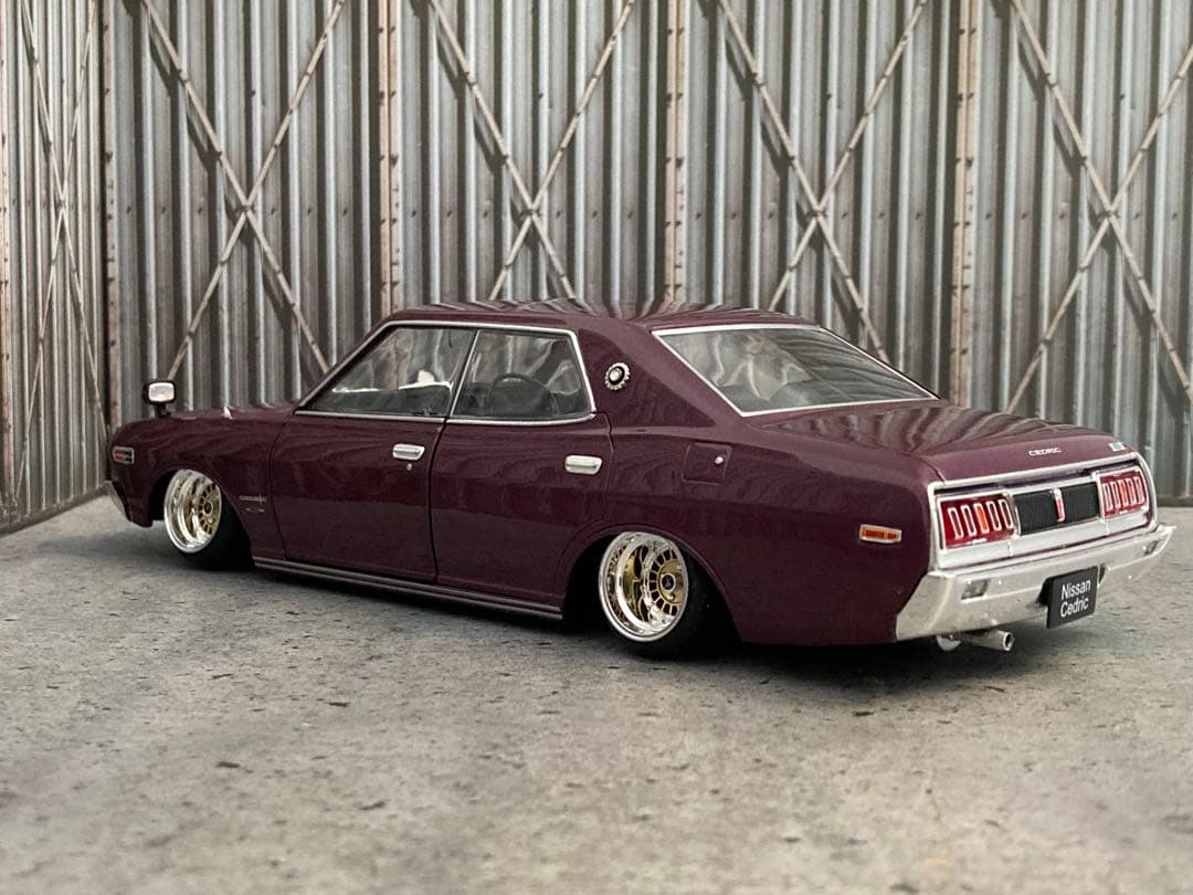 1/24 ニッサン セドリック4ドアHT（カスタム品）